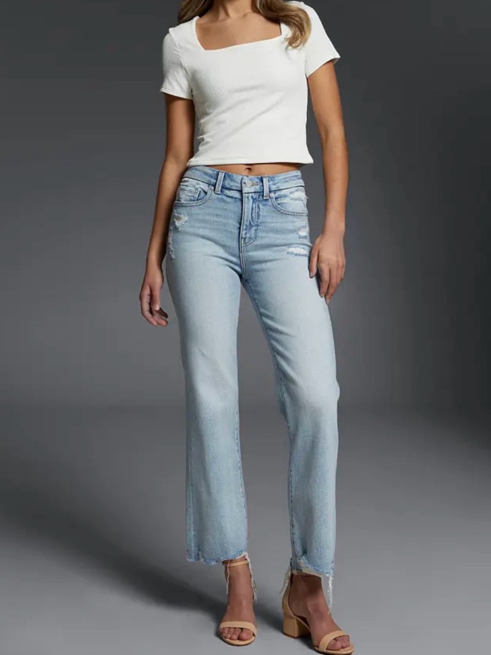EUC Buckle Black Fit No. 35 Cropped Straight Stretch Jean in Light Wash